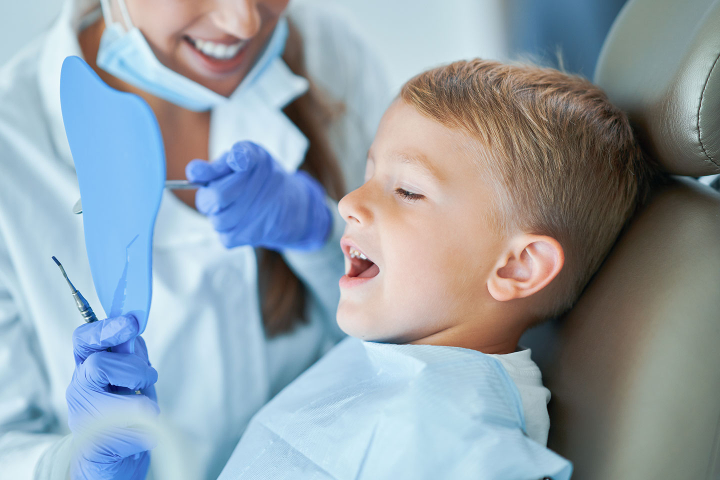 Prima visita dal dentista bambini